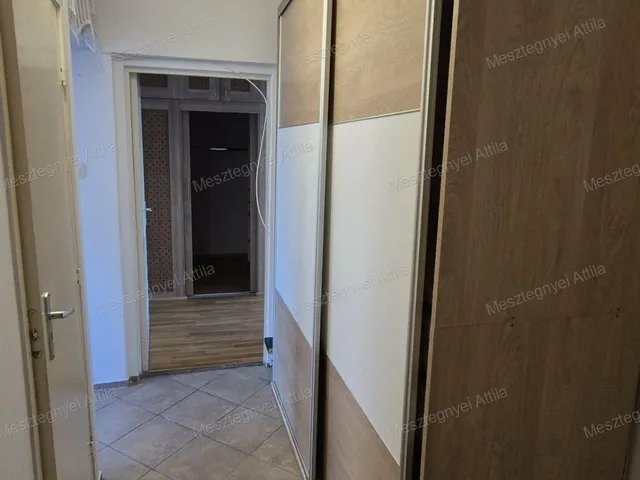 Eladó lakás Sopron, Jereván-lakótelep 53 nm