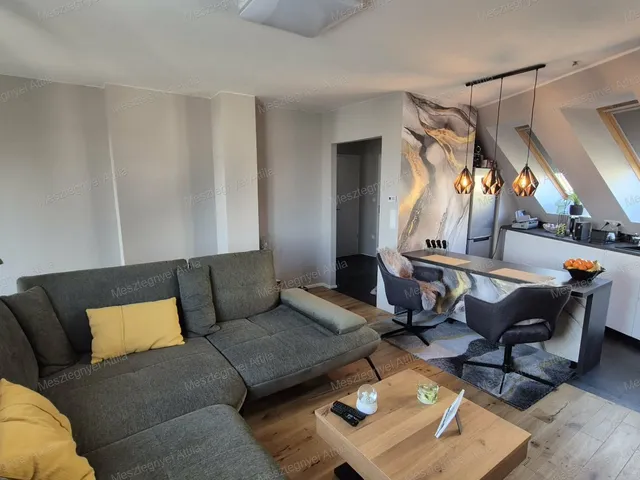 Eladó lakás Sopron, Belváros külső 80 nm