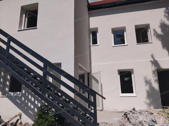 Eladó lakás Sopron, Bécsidomb 50 nm