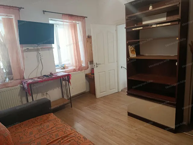 Kiadó lakás Sopron, Belváros külső 20 nm