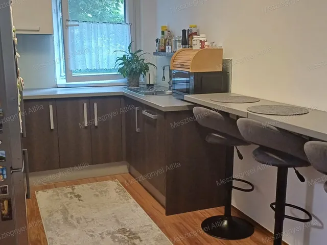 Kiadó lakás Sopron, Aranyhegy 72 nm