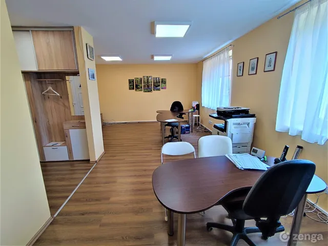 Eladó lakás Győr, Szabadhegy 93 nm