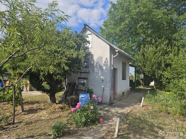 Eladó mezőgazdasági ingatlan Győr 19 nm