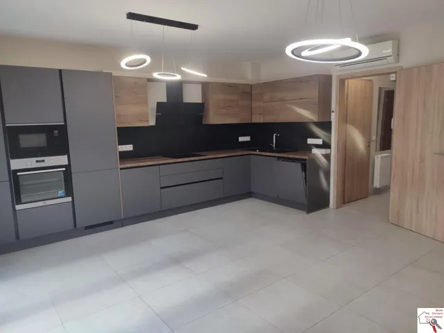 Eladó lakás Pécs, Belváros 125 nm