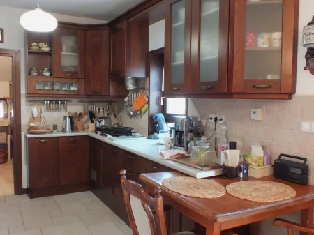 Eladó ház Pécs, Rigóder 300 nm