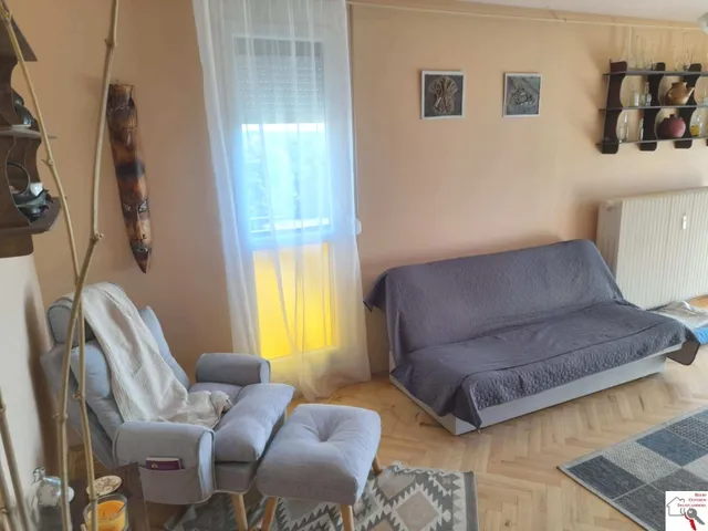 Eladó lakás Pécs, Uránváros 54 nm