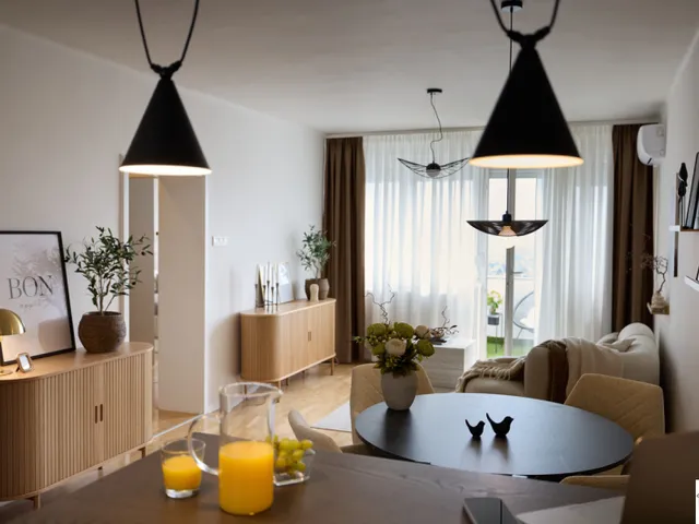 Eladó lakás Pécs, Rókusdomb, Eladó full felújított, nappali + 2 hálós, két teraszos, panorámás tégla lakás Pécsett 74 nm