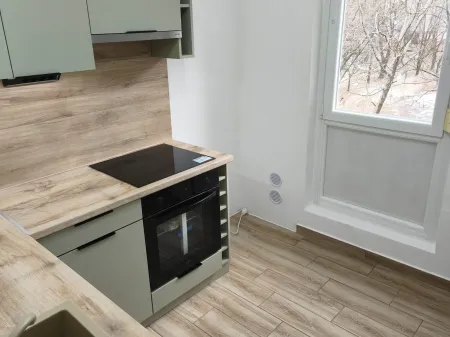 Eladó lakás Pécs, Kertváros, Eladó 4/3 emeleti, 2 szobás, erkélyes, frissen felújított panel lakás Pécsett a Maléter Pál úton