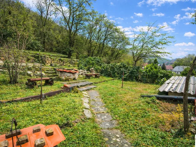 Eladó ház Pécs, Patacs, Eladó egyszintes családi ház garázzsal Pécsett, Patacson 80 nm