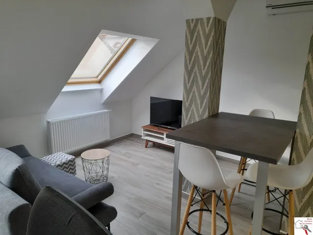 Kiadó lakás Pécs, Belváros, Kiadó újépítésű, nappali + 1 hálós, klímás lakás Pécsett a Centrál Ligetben 48 nm