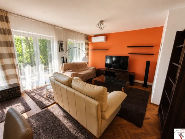 Eladó lakás Pécs, Mecsekoldal 209 nm