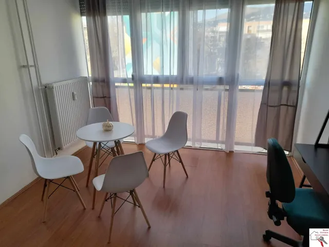 Kiadó lakás Pécs, Egyetemváros 52 nm