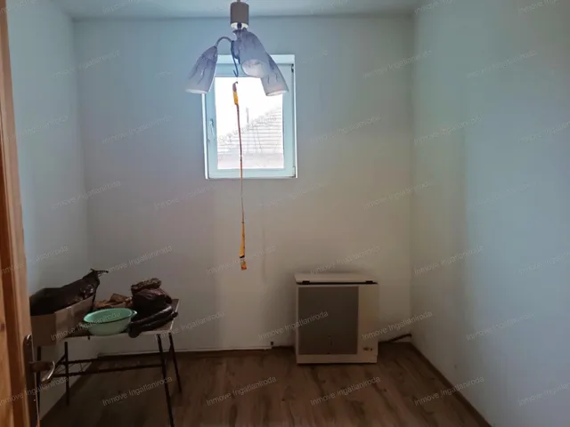 Eladó ház Táska 130 nm