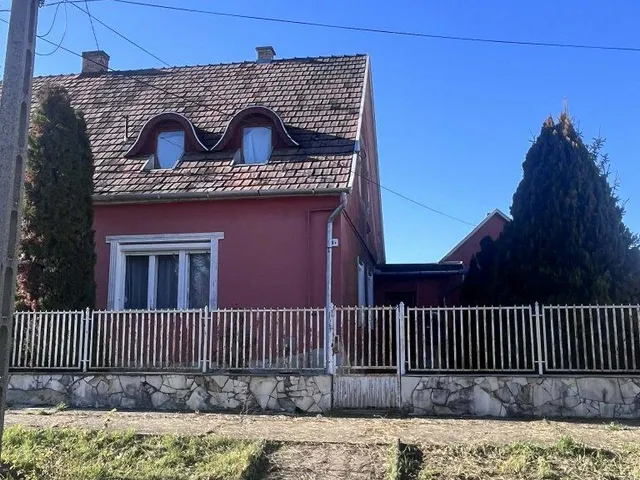 Eladó ház Szécsény 130 nm
