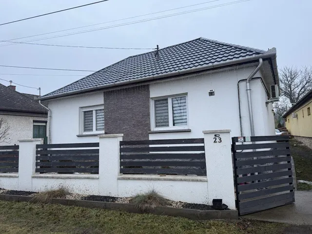 Eladó ház Kazár 75 nm