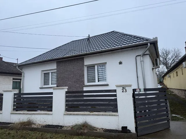 Eladó ház Kazár 75 nm