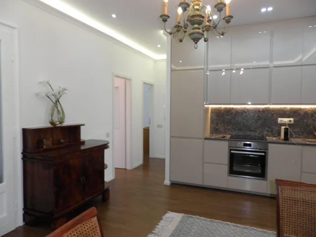 Kiadó lakás Budapest VII. kerület 103 nm