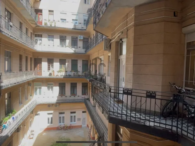 Eladó lakás Budapest VII. kerület, Ligetváros 71 nm