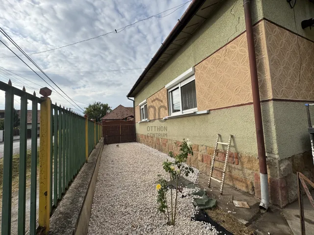 Eladó ház Üllő 97 nm