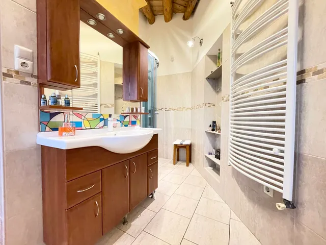 Eladó ház Délegyháza 245 nm