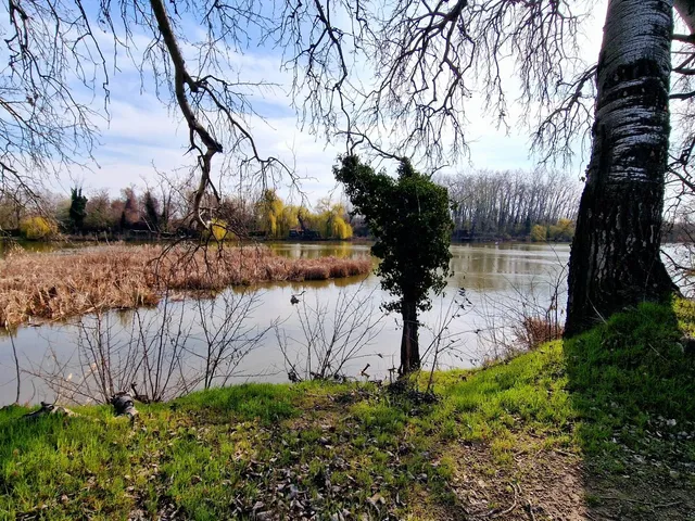Eladó telek Szigetcsép 683 nm