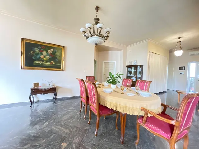 Eladó ház Szigetszentmiklós 270 nm