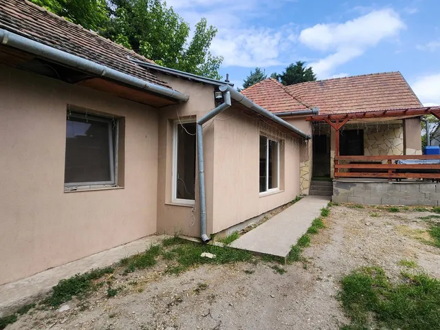 Eladó ház Tököl 87 nm