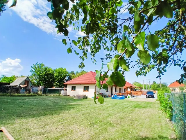 Eladó ház Dabas 120 nm