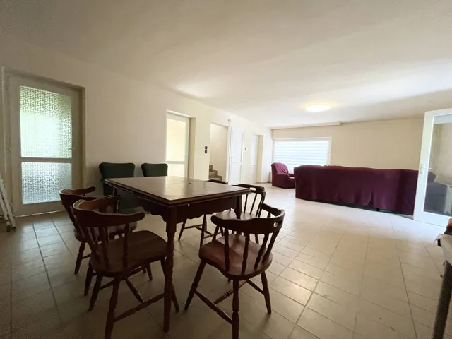 Eladó ház Szigethalom 260 nm