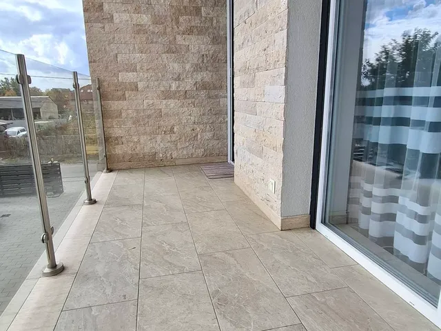 Eladó lakás Dabas 64 nm