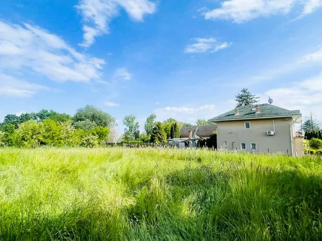 Eladó telek Dömsöd 584 nm