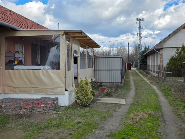 Eladó ház Délegyháza 78 nm