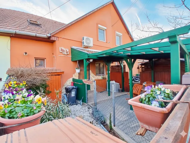 Eladó ház Szigethalom 52 nm