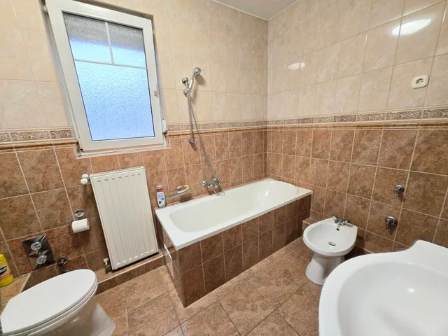 Eladó lakás Budapest XI. kerület 111 nm