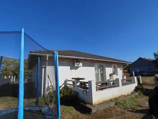 Eladó ház Majosháza 93 nm