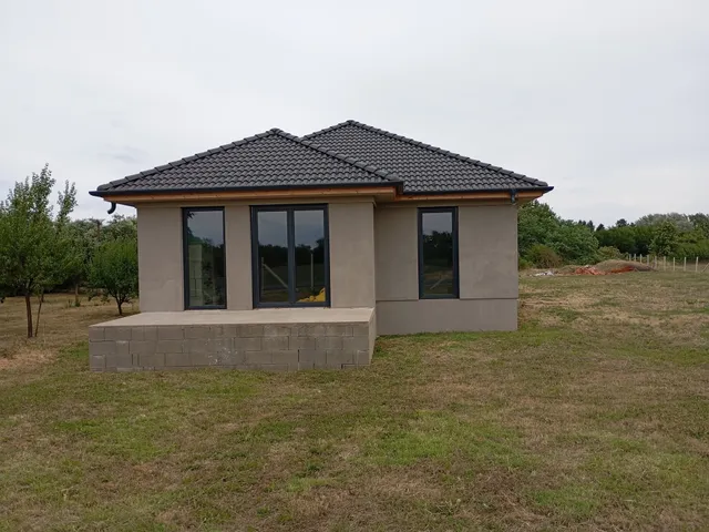 Eladó ház Gyöngyöshalász, Atkári út 100 nm