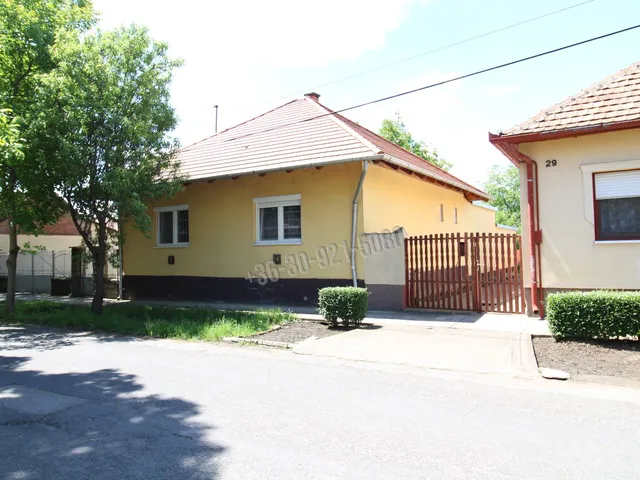 Eladó ház Hatvan, Újhatvan 89 nm
