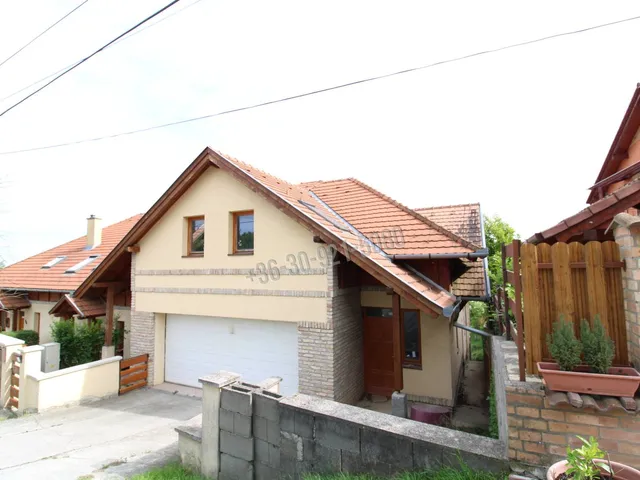 Eladó ház Aszód 139 nm