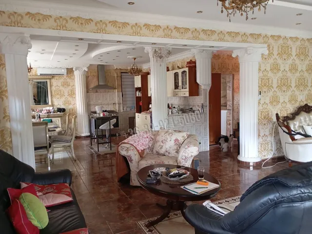 Eladó ház Lőrinci 170 nm