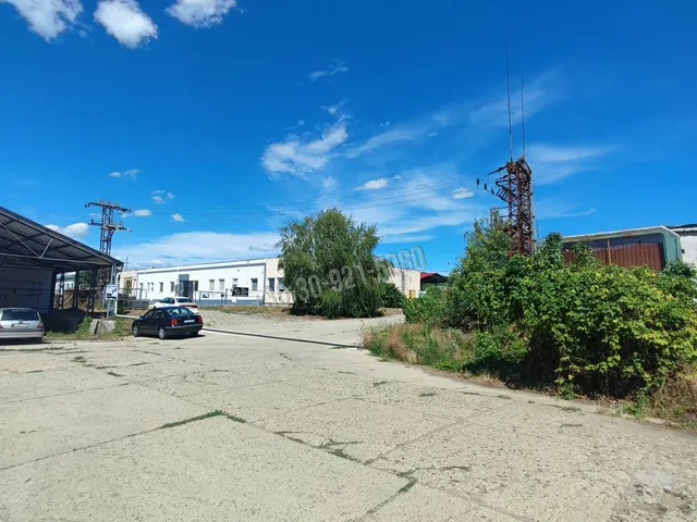 Eladó kereskedelmi és ipari ingatlan Pásztó, Gyöngyösi út 1460 nm