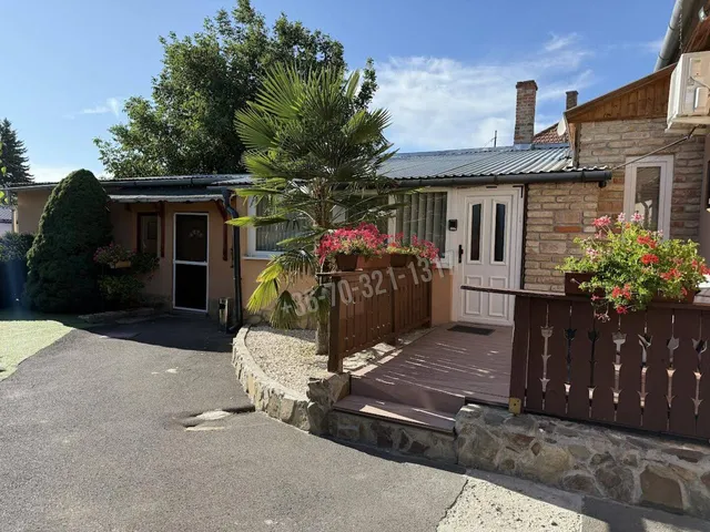 Eladó ház Hatvan, Újhatvan, Béke út 125 nm