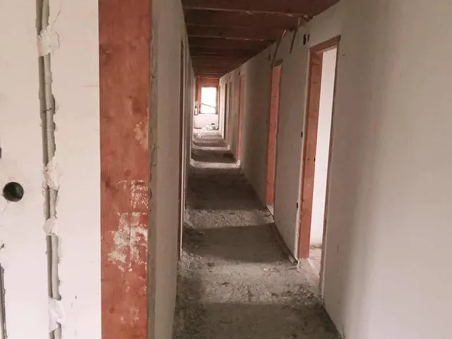 Eladó kereskedelmi és ipari ingatlan Galgahévíz 1100 nm