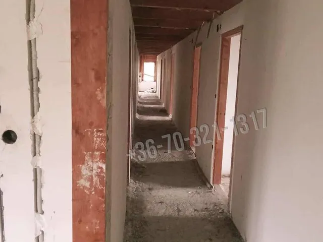 Eladó kereskedelmi és ipari ingatlan Galgahévíz 1100 nm