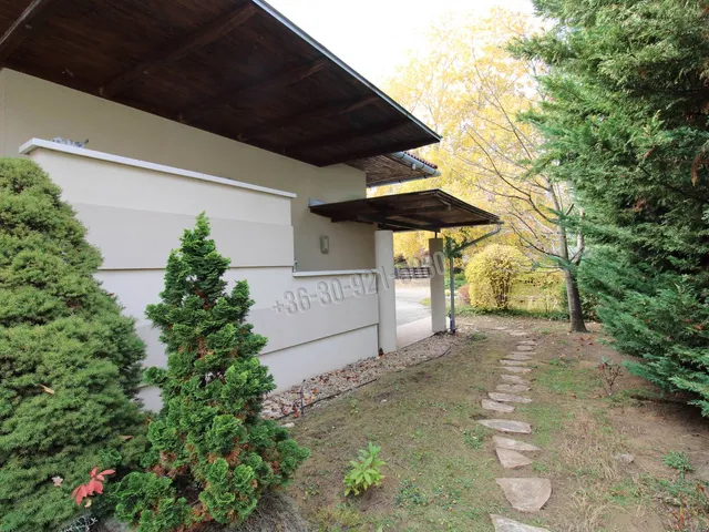 Eladó ház Mogyoród 297 nm