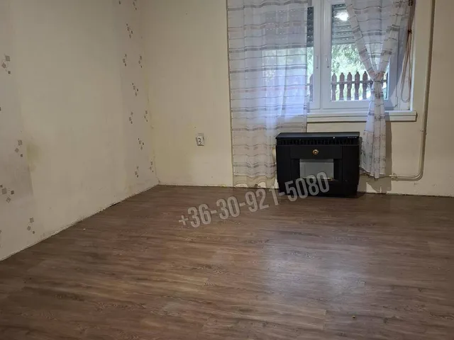 Eladó ház Tura, Vörösmarty Mihály utca 60 nm