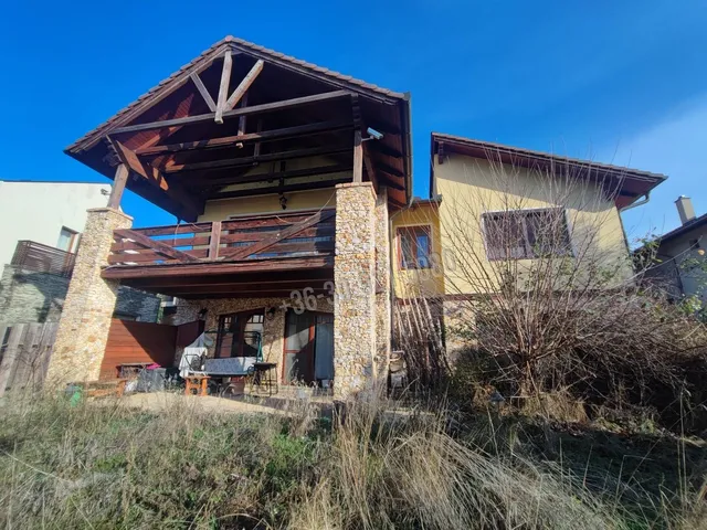 Eladó ház Gödöllő, Blaha, Sőtér Kálmán utca 264 nm