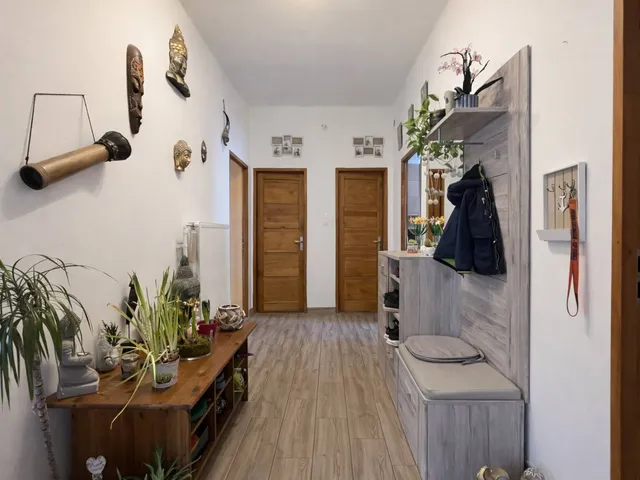 Eladó ház Dány 179 nm