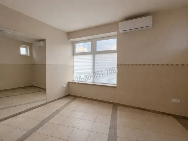 Eladó lakás Gödöllő, Blaha 106 nm