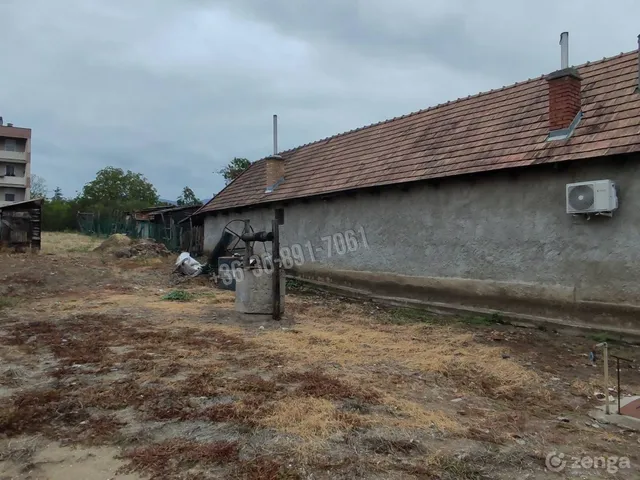 Eladó telek Pásztó, Nagymező utca 408 nm