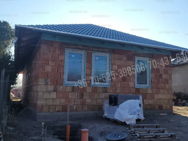 Eladó ház Albertirsa 90 nm